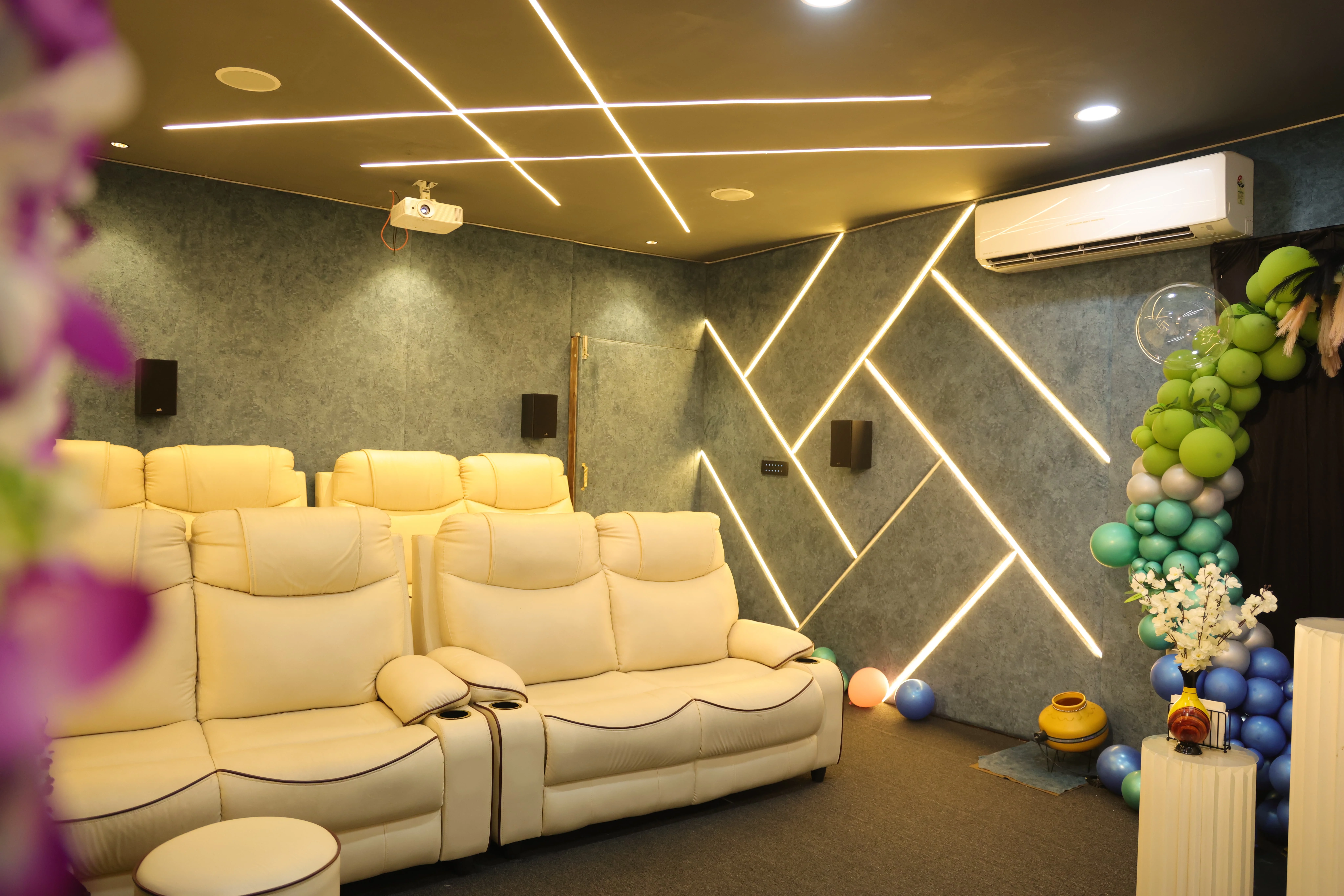 Private Theater